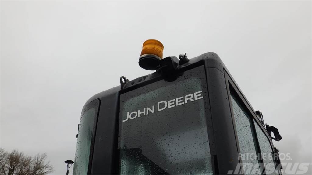 John Deere 27D Paletli ekskavatörler