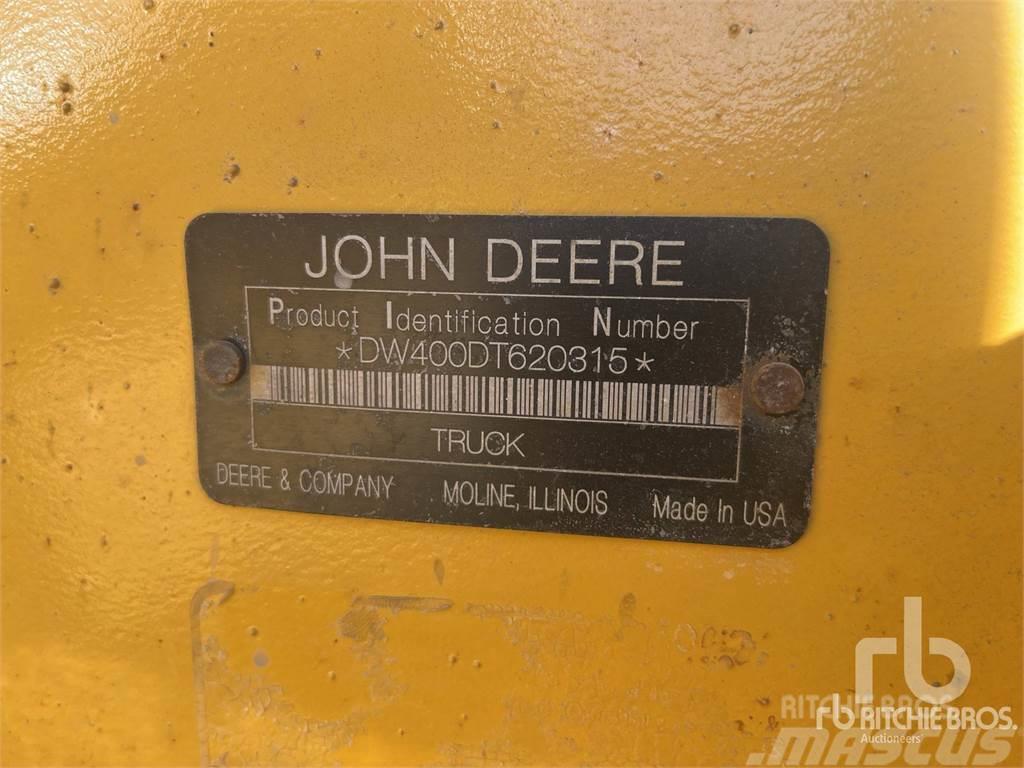 John Deere 400D Belden kirma kaya kamyonu