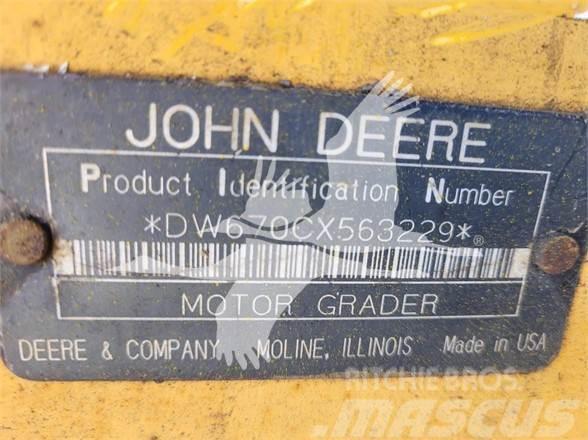 John Deere 670C Greyderler
