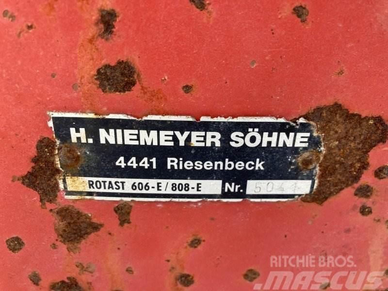 Niemeyer Rotast 808 E Gübre dagitma tankerleri