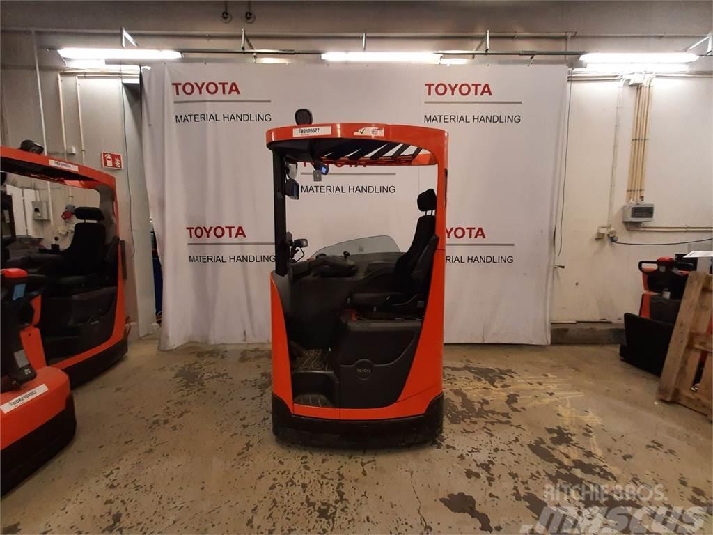 Toyota RRE140HE Reach truck - depo içi istif araçları
