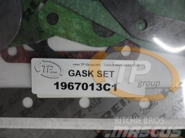 CASE IHC 1967013C1, 3136817R99 Gasket Set Motorlar