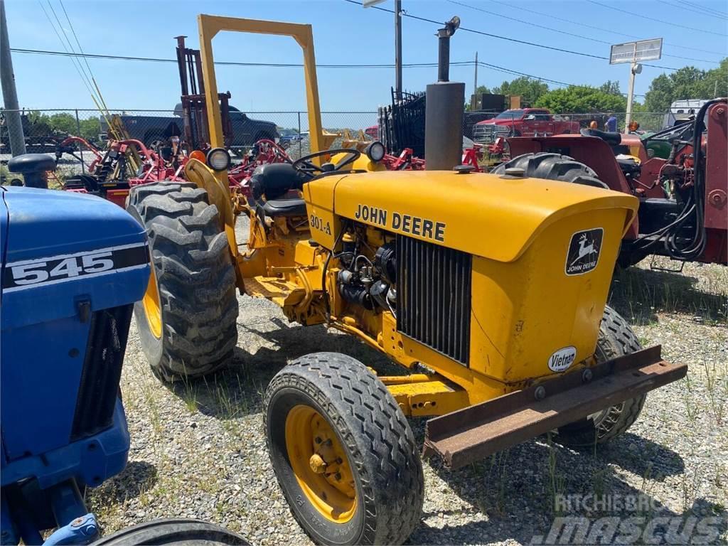 John Deere 301A Orman traktörleri