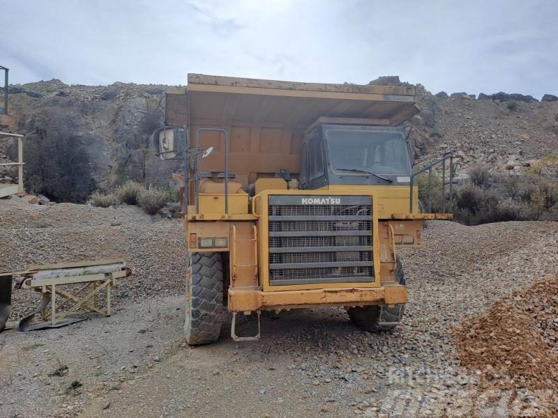 Komatsu HD405-6A Yol disi kaya kamyonu