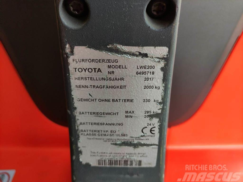 Toyota LWE200 Düsük seviye kaldirici
